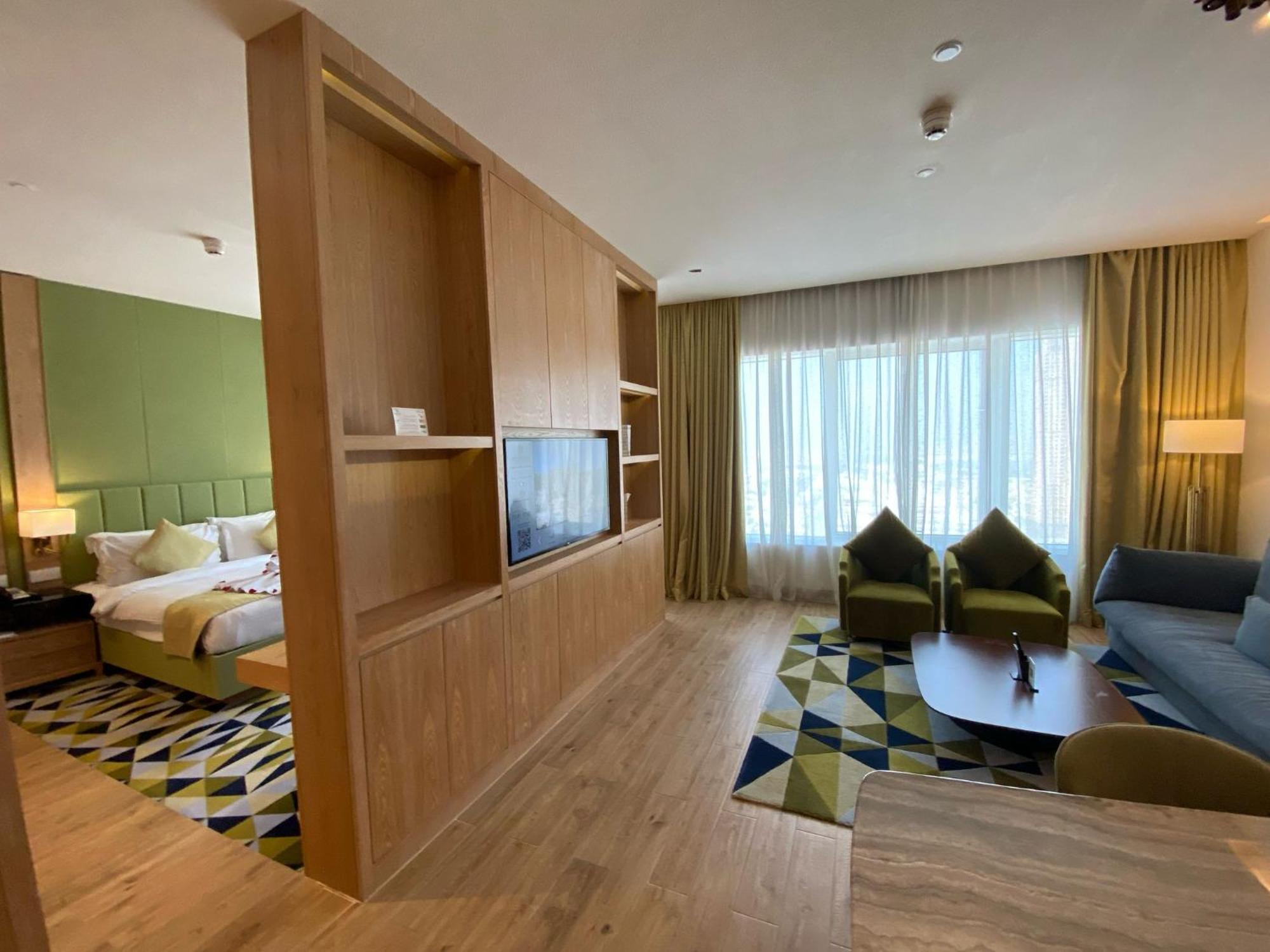 Hotel The Bentley Luxury & 5*